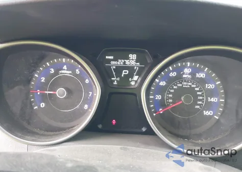 2011 Hyundai Elantra Limited from USA, damaged, VIN 5NPDH4AE0BH017883